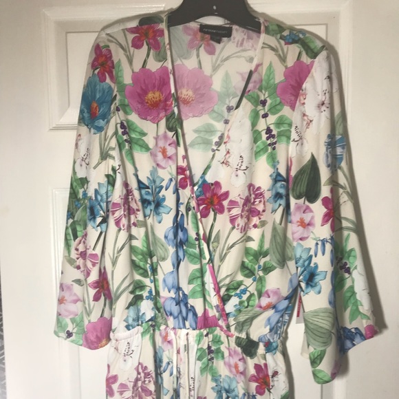 Floral Romper - Picture 6 of 6